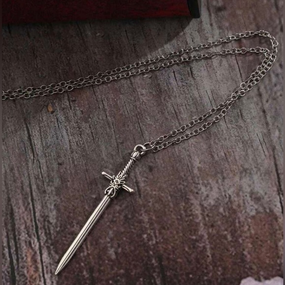 Vintage Viking Style Necklace - Picture 1 of 4